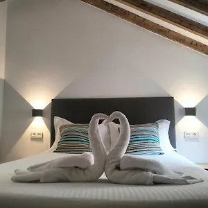 Gran Via 16 Centro Lbi00574 Homestay